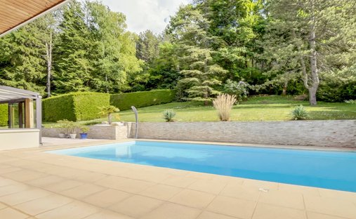 Castle for Sale in Dijon, Bourgogne-Franche-Comté, France