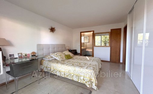 Castle for Sale in Antibes, Provence-Alpes-Côte d'Azur, France