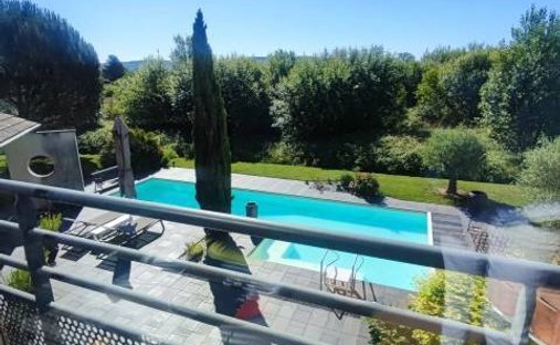 Castle for Sale in Bourg-en-Bresse, Auvergne-Rhône-Alpes, France