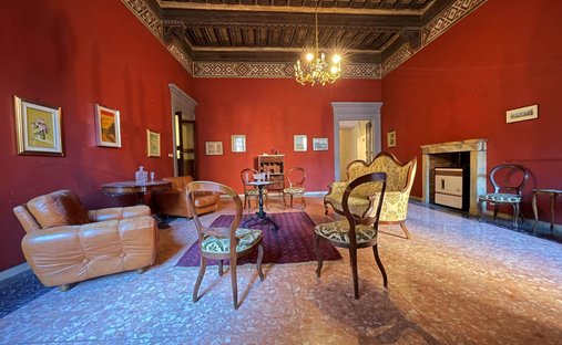 Castle for Sale in Casa Vannini, Tuscany, Italy