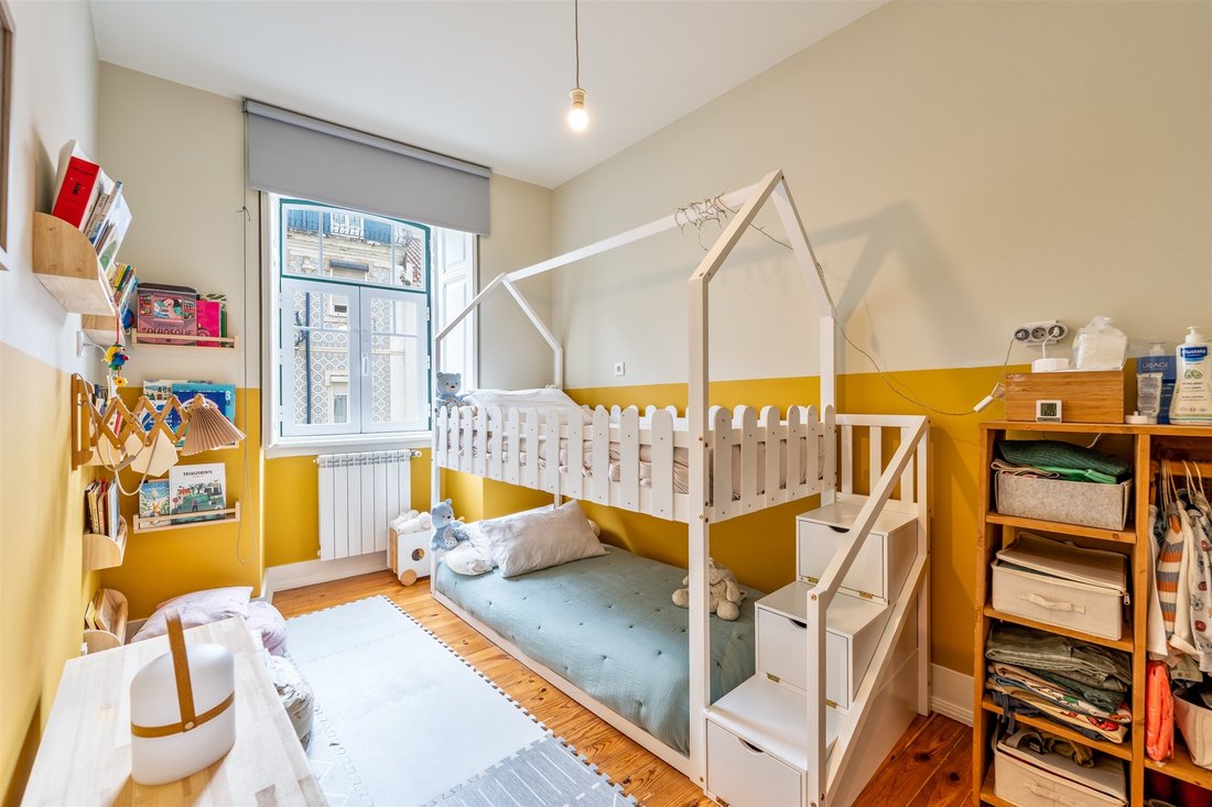 Apartment in Arroios, Lisbon, Portugal 2 - 16884547