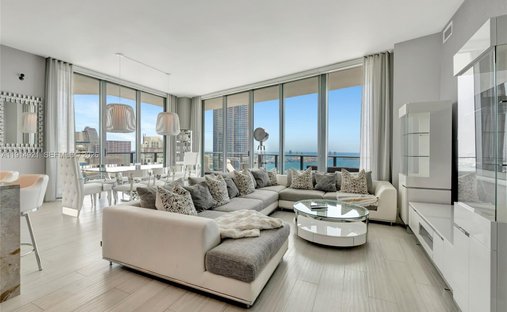 Condo in Miami, Florida, United States 1