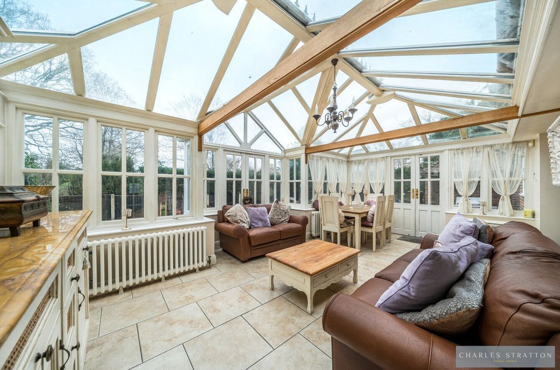 House in Gidea Park, Romford, England 2 - 16888654