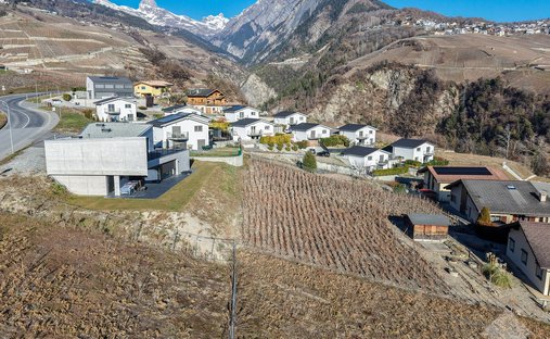 Castle for Sale in Begnins, Switzerland