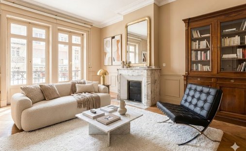 Castle for Sale in Toulouse, Occitanie, France