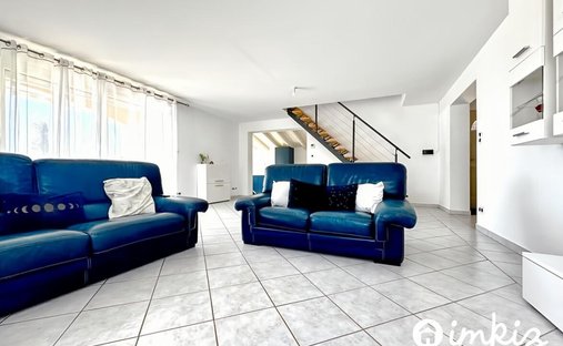 Sale Of Equestrian Estate Aimargues, 260m² 6 Rooms 1,050,000€ With Swimming Pool