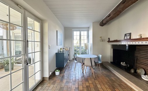 Castle for Sale in Dax, Nouvelle-Aquitaine, France