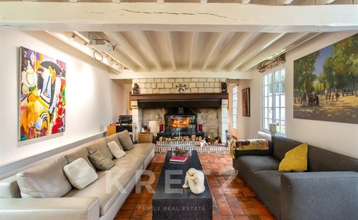 Magnificent Event Castle Hotel, Restaurant, Wedding, Seminar, Gite, Swimming Pool And Spa