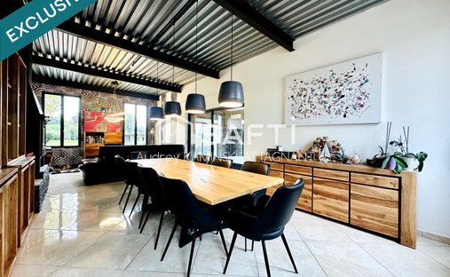 Castle for Sale in Saint-Valery-sur-Somme, Hauts-de-France, France - 4