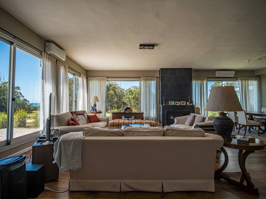 House in Las Garzas, Rocha Department, Uruguay 4 - 16863221