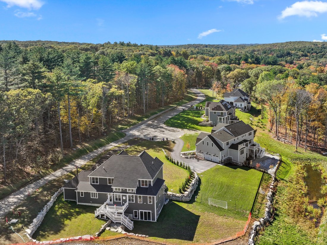 House in Hopkinton, Massachusetts, United States 2 - 16864021