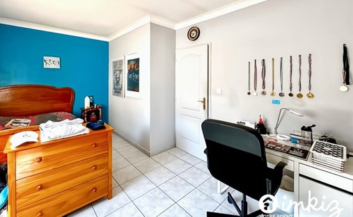 Sale Of Equestrian Estate Aimargues, 260m² 6 Rooms 1,050,000€ With Swimming Pool