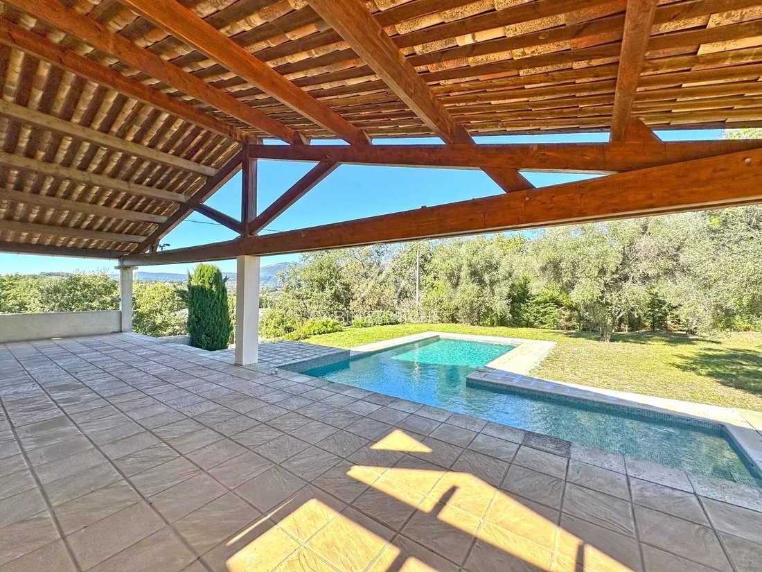 Appartamento a Valbonne, Provenza-Alpi-Costa Azzurra, Francia 1 - 16853485