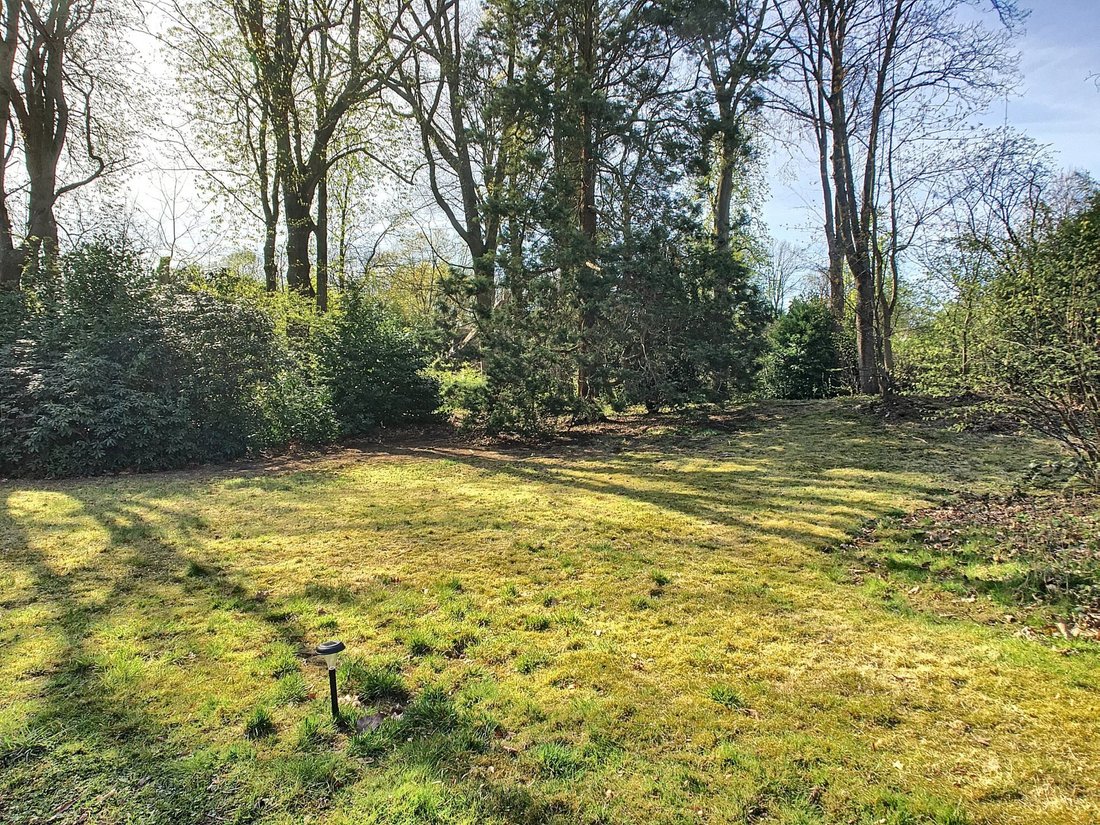 Land in Uccle, Brussels, Belgium 2 - 16876198
