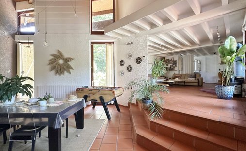 Castle for Sale in Dax, Nouvelle-Aquitaine, France