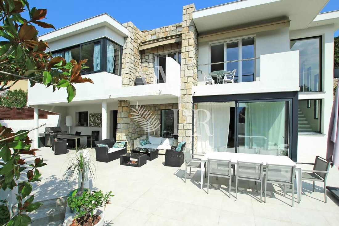 Villa in Vieux Cannet, Le Cannet, France 1 - 10877342
