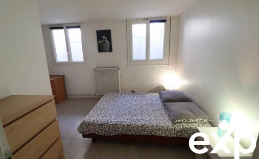 Superb 18th Century Château With C. 12 Ha Of Land