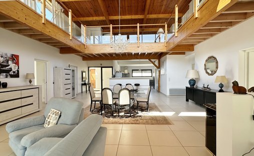 Castle for Sale in Dax, Nouvelle-Aquitaine, France