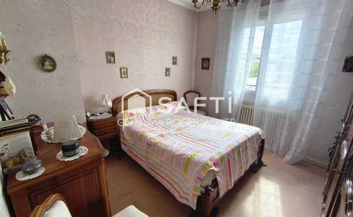 A 19th Century Hotel Château, Restaurant And Outbuilding In Two Hectares Of Grounds Near