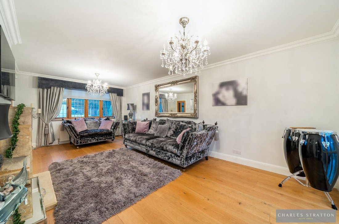 House in Gidea Park, Romford, England 4 - 16888654