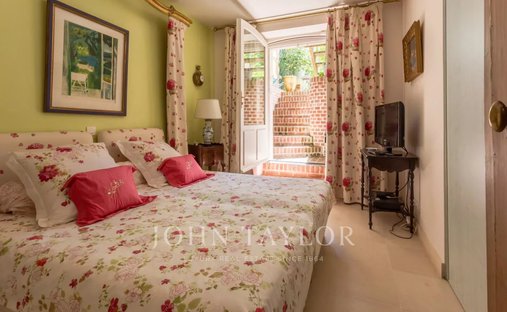 Manor House And Its Annexes Near Deauville