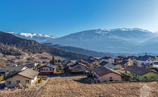 Castle for Sale in Begnins, Switzerland