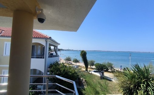 Haus in Vrsi, Zadar, Kroatien 1