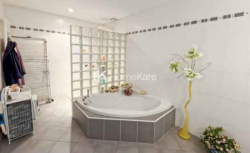 Beautifully Restored Chateau With Gites And Stables Toulouse