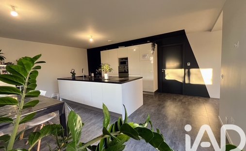 19th C. Chateau In The Vendée Suitable For Tourist Use