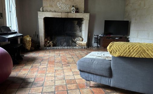 Castle for Sale in Saumur, Pays de la Loire, France