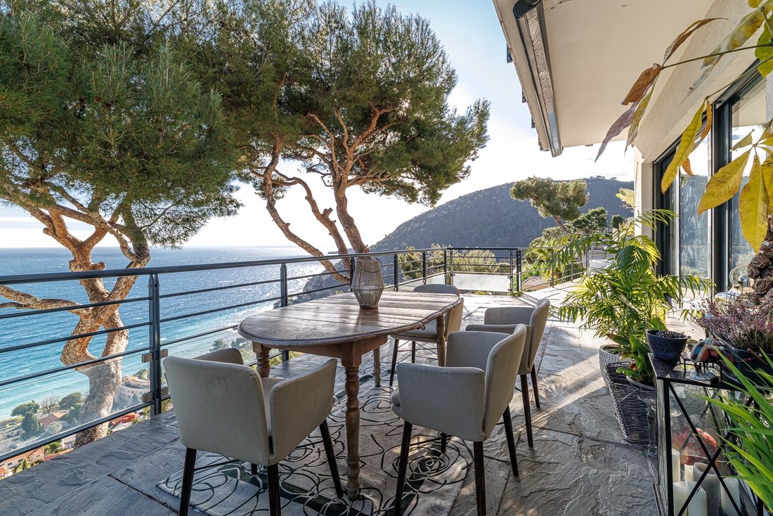 House in Èze, Provence-Alpes-Côte d'Azur, France 4 - 16859811