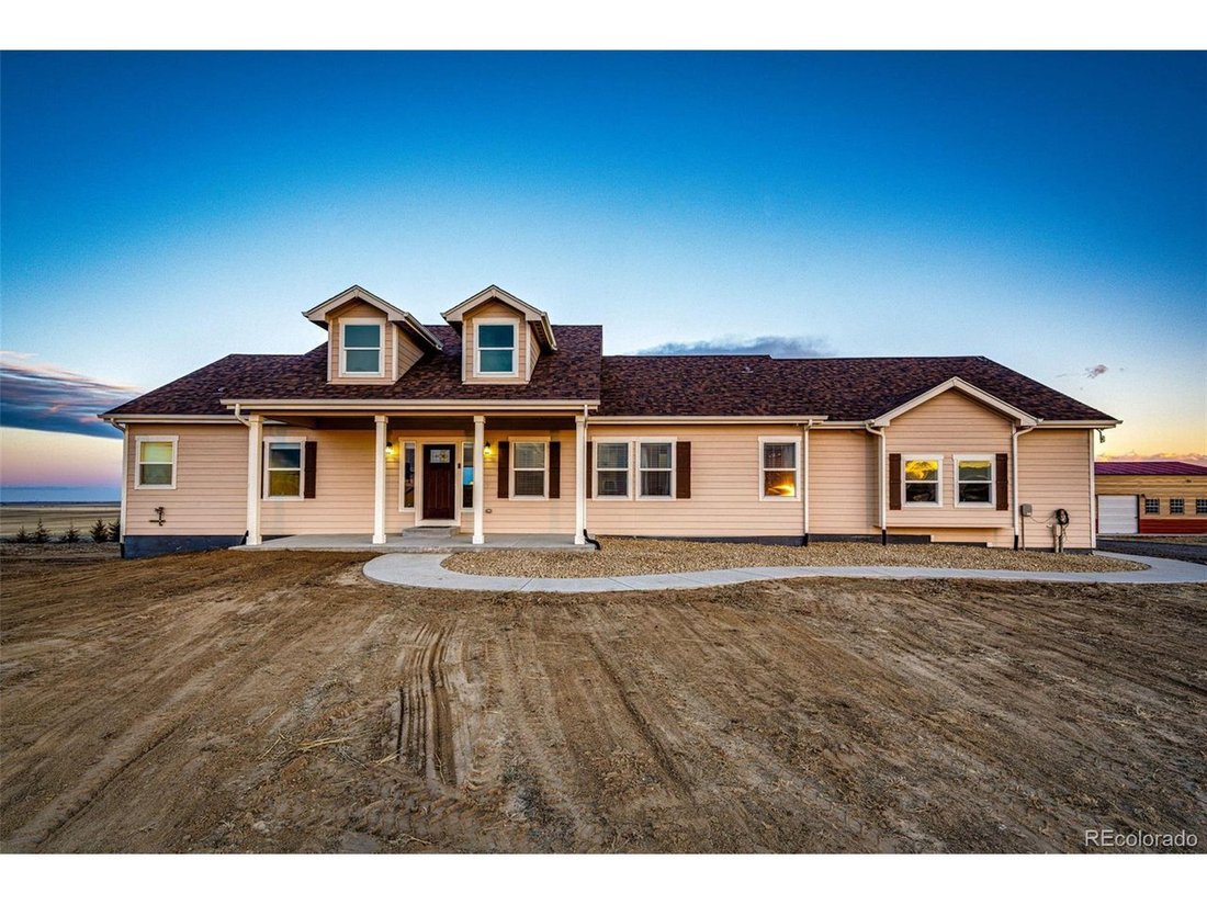 Farm In Bennett In Bennett, Colorado, United States For Sale (16866794)