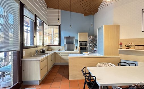 Castle for Sale in Dax, Nouvelle-Aquitaine, France