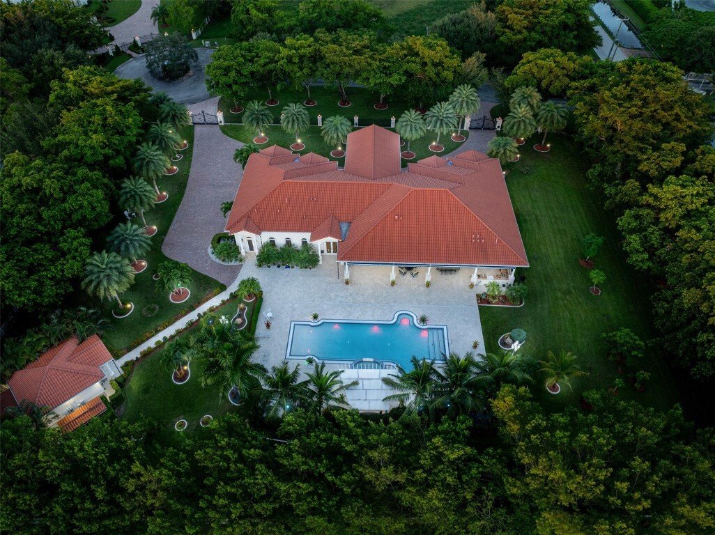 House in Davie, Florida, United States 4 - 16633617