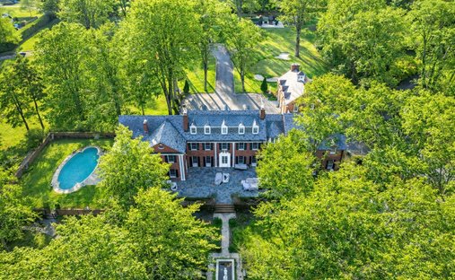 Estate in Upper Brookville, New York, United States 1