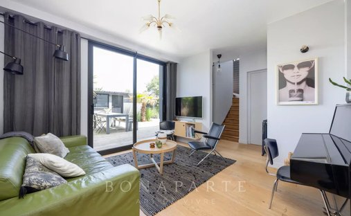 At The Gates Of Rennes 19th Century Castle 450 M² Living Space 16 Ha Of Land