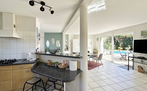 Castle for Sale in Dax, Nouvelle-Aquitaine, France