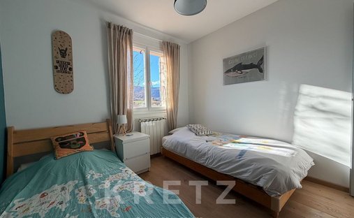 Castle for Sale in Sisteron, Provence-Alpes-Côte d'Azur, France