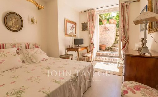 Manor House And Its Annexes Near Deauville