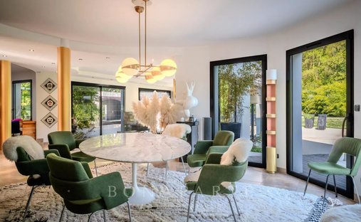 Perched In The Hills Of The Vire Valley, With 22 Hectares Of Land, A Listed Chateau From The