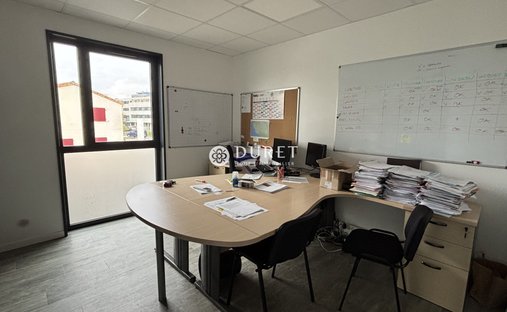 19th C. Chateau In The Vendée Suitable For Tourist Use