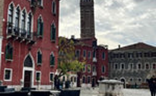 Castle for Sale in Venice, Veneto, Italy