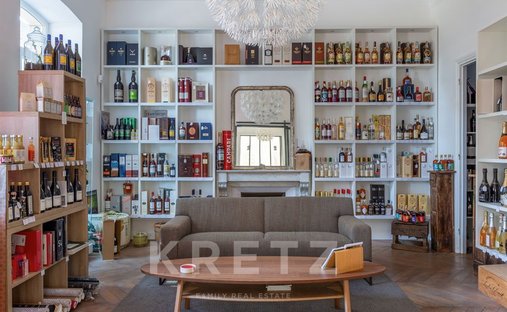 Beautiful Property Of The XI Xth Century Of Tuscan Style In The Heart Of A Closed Park And Raises Abo