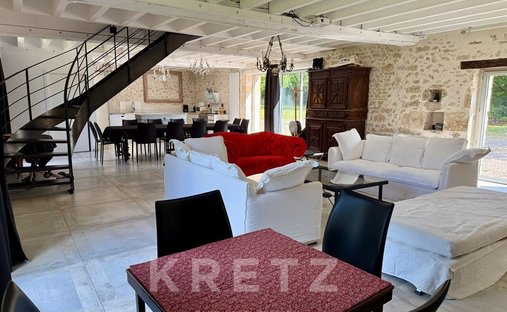 Castle for Sale in La Ferté-Bernard, Pays de la Loire, France