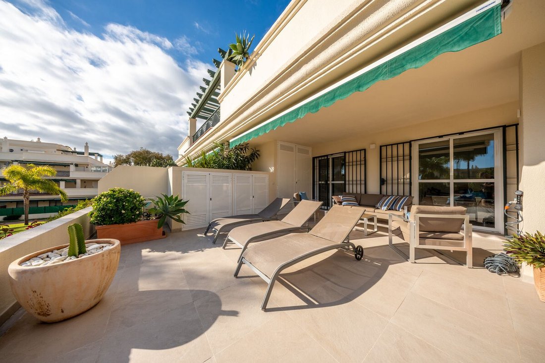 Apartment in Puerto Banus, Marbella, Spain 5 - 16859046