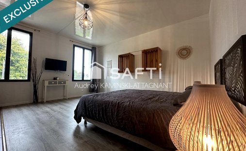 Castle for Sale in Saint-Valery-sur-Somme, Hauts-de-France, France