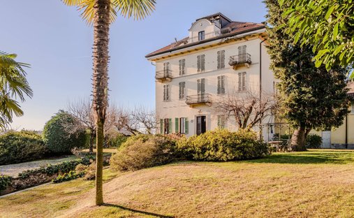 Apartment in Arona, Piedmont, Italy 1