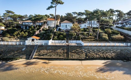 House in Le Pyla, La Teste-de-Buch, France 1