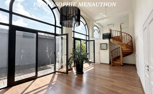 Castle for Sale in Dax, Nouvelle-Aquitaine, France