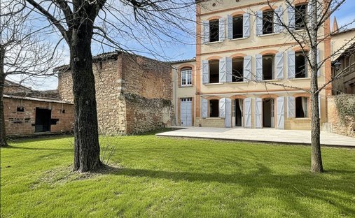 Castle for Sale in Caraman, Occitanie, France - 3